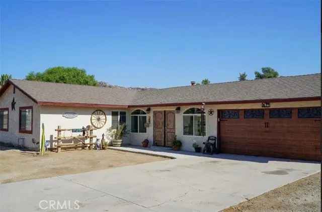 Single-family house For Sale in Nuevo, California