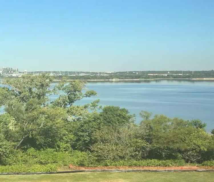 Condo For Sale in Arlington, Texas