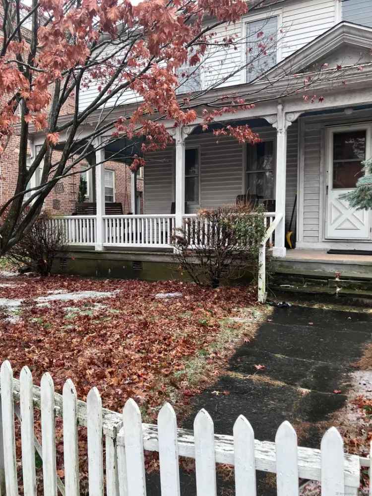 Multi-family house For Sale in 685, Orange Street, New Haven, Connecticut