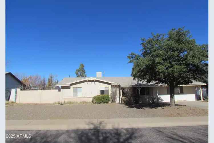 Single-family house For Sale in 2501, Meadowlark Drive, Sierra Vista, Arizona