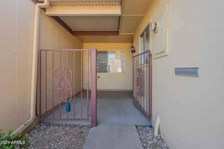 House For Sale in 13622, North 98th Avenue, Sun City, Arizona