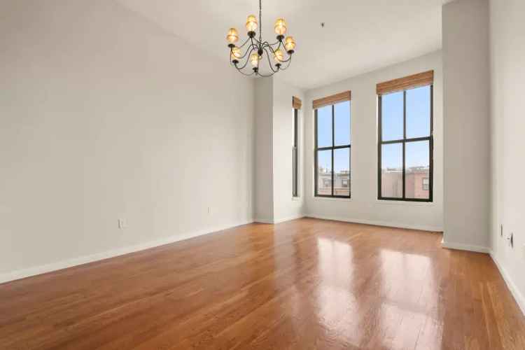 Condo For Sale in 557;563;565;567;569, Tremont Street, Boston, Massachusetts