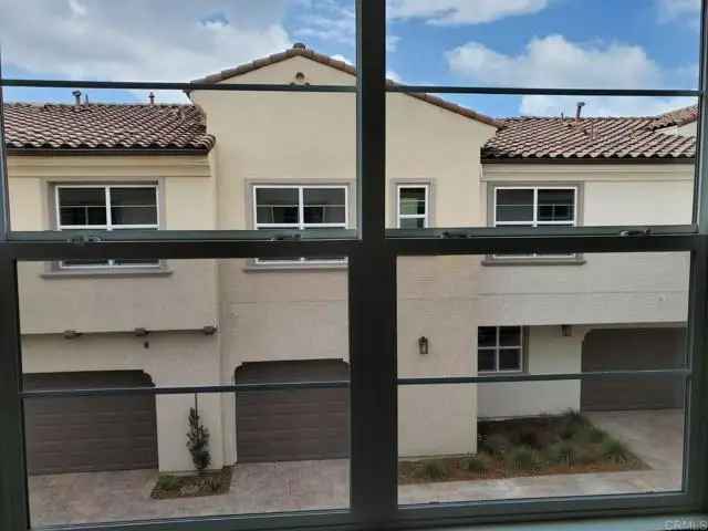 Condo For Sale in San Marcos, California