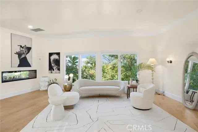 Single-family house For Sale in 4415, Deodar Drive, Yorba Linda, California