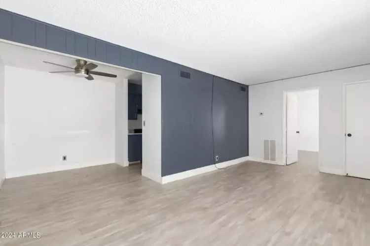 Apartment For Sale in 2406, West Campbell Avenue, Phoenix, Arizona