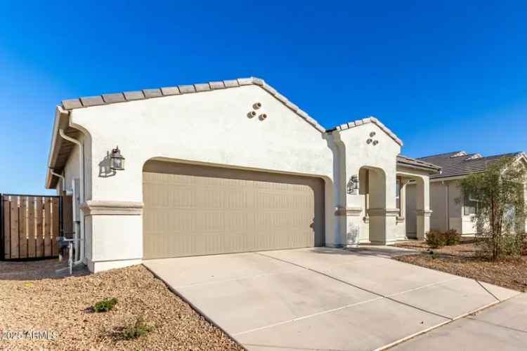 Single-family house For Sale in Maricopa, Arizona