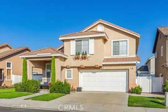 Single-family house For Sale in 60, Parterre Avenue, Lake Forest, California