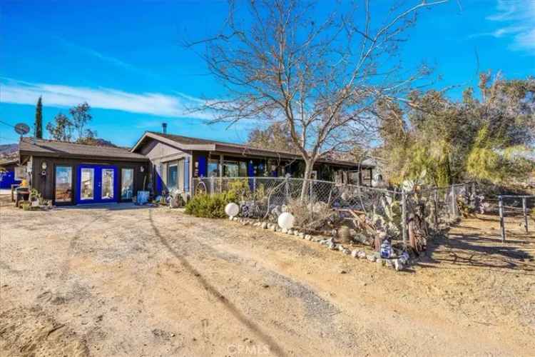 Single-family house For Sale in 61537, Navajo Trail, Joshua Tree, California