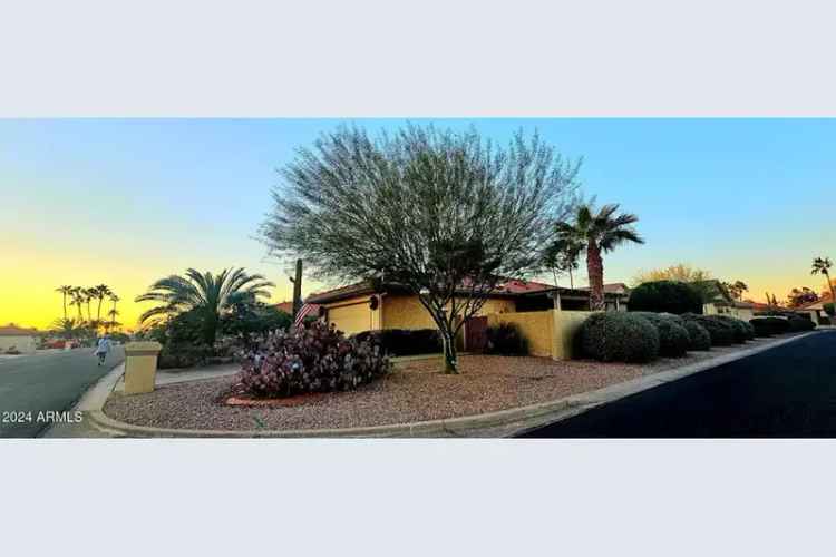 Single-family house For Sale in 10442, East Flintlock Drive, Sun Lakes, Arizona