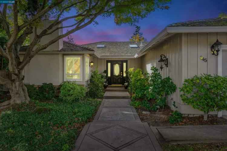 Single-family house For Sale in 845, Saint George Road, Danville, California