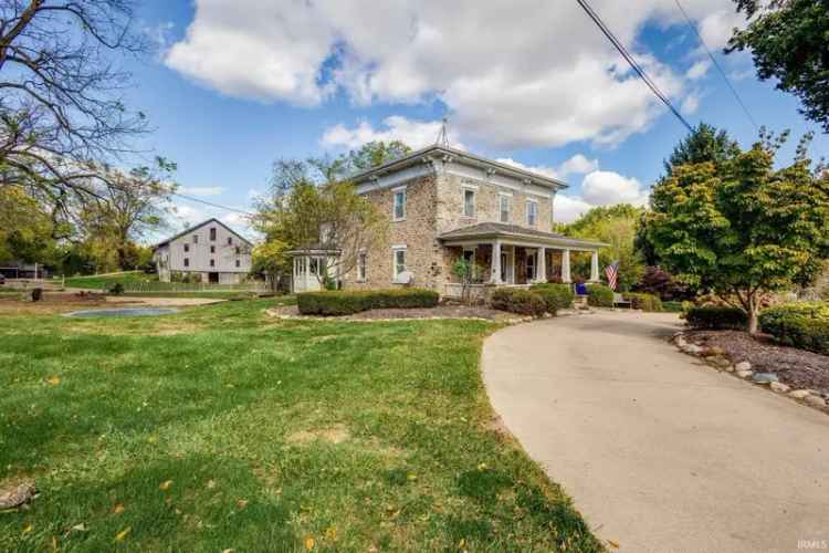 Single-family house For Sale in Goshen, Indiana