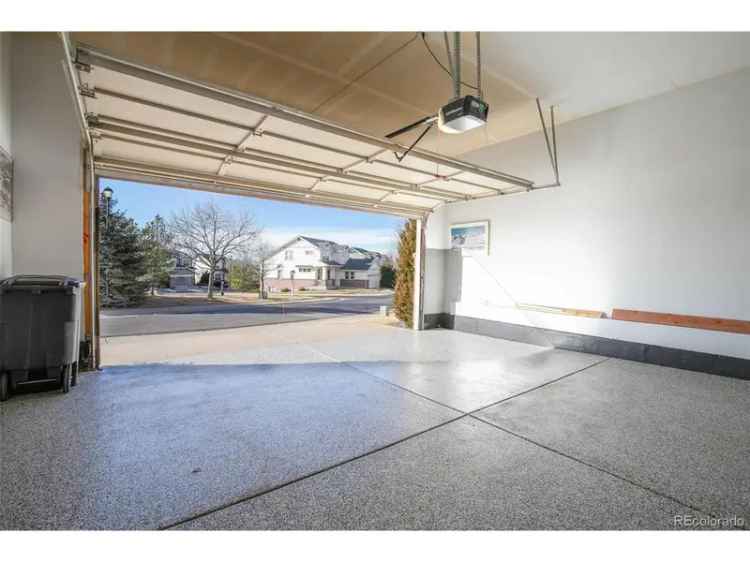 Single-family house For Sale in 20697, East Lake Avenue, Centennial, Colorado