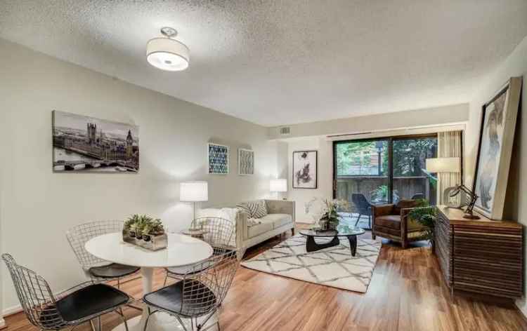 Spacious 1-Bedroom Condo near Georgetown with Parking