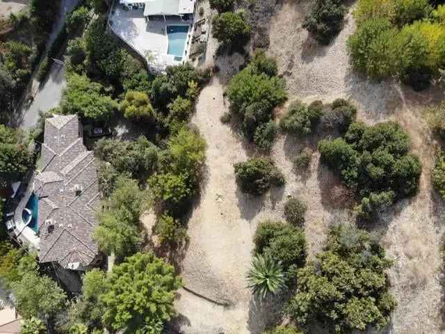 Land For Sale in 4551, Lindley Avenue, Los Angeles, California