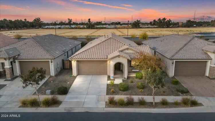 Single-family house For Sale in 22918, East Marsh Road, Queen Creek, Arizona