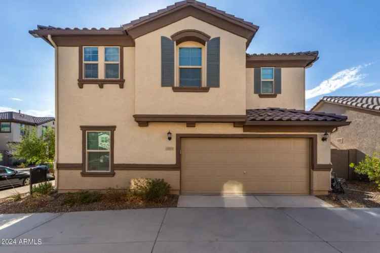 Single-family house For Sale in 16256, West La Ventilla Way, Goodyear, Arizona