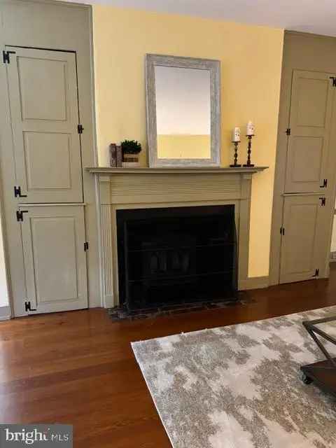 House For Sale in 28, The Strand, New Castle, Delaware