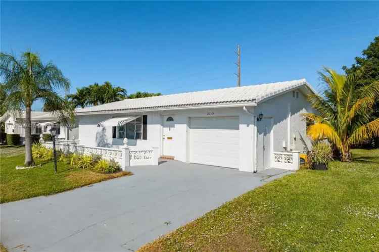 Single-family house For Sale in Boynton Beach, Florida