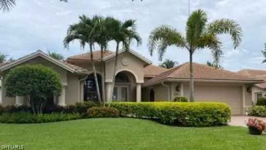 Single-family house For Sale in 28404, Via Odanti Drive, Bonita Springs, Florida