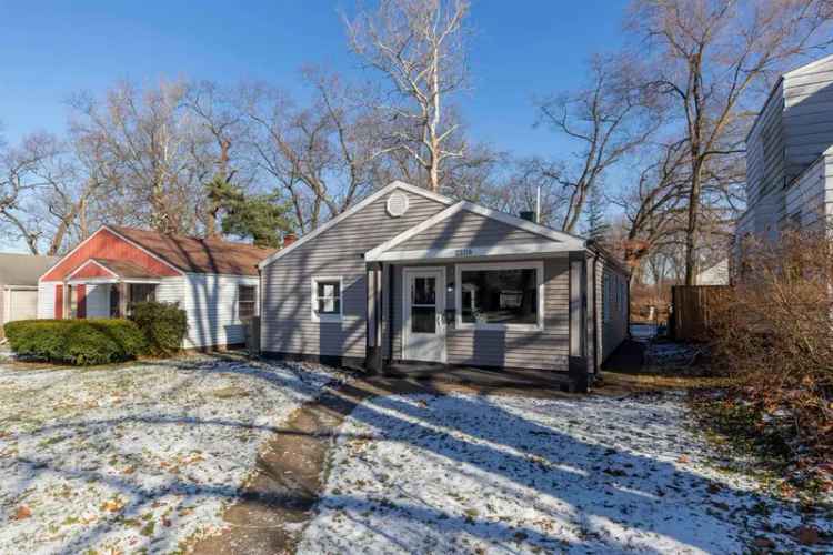 Single-family house For Sale in 2208, Parkview Place, South Bend, Indiana