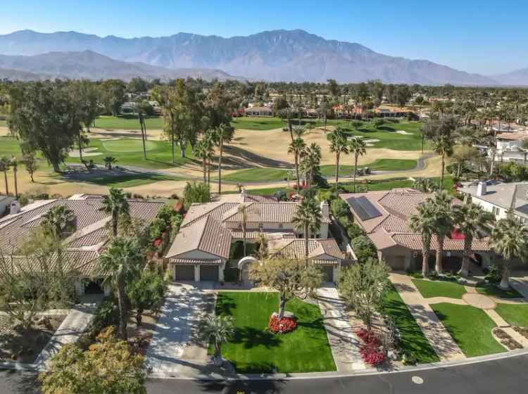 Single-family house For Sale in 71, Oakmont Drive, Rancho Mirage, California