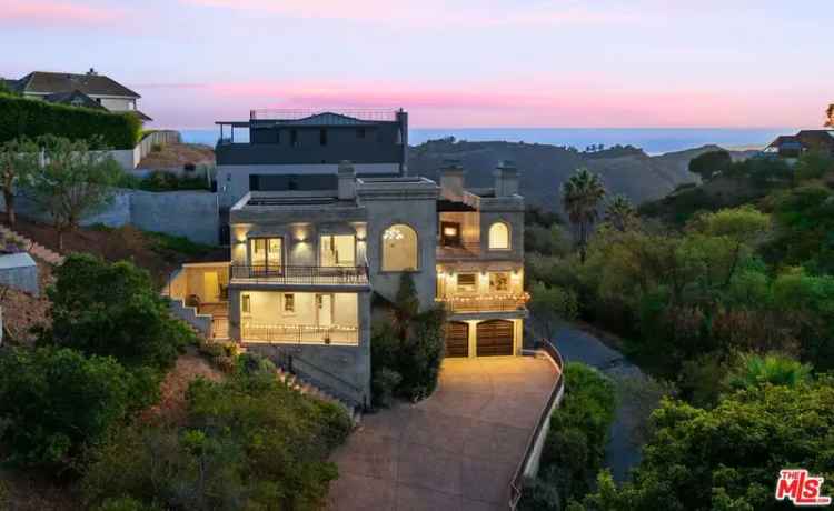 Single-family house For Sale in 2918, Sequit Drive, Unincorporated Santa Monica Mountains, California