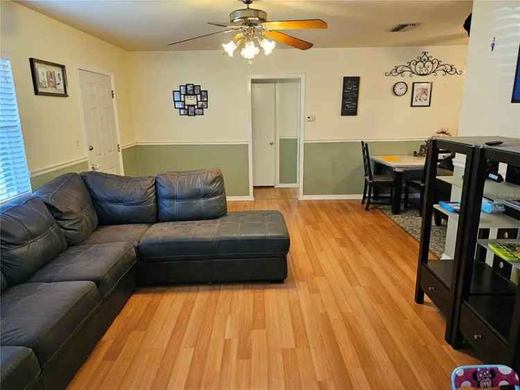 Single-family house For Sale in 1006, 39th Avenue West, South Bradenton, Florida