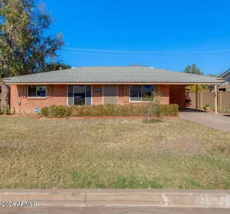 Single-family house For Sale in 2752, West Lawrence Road, Phoenix, Arizona