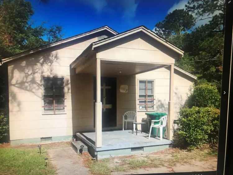 Single-family house For Sale in 1705, West Gordon Avenue, Albany, Georgia