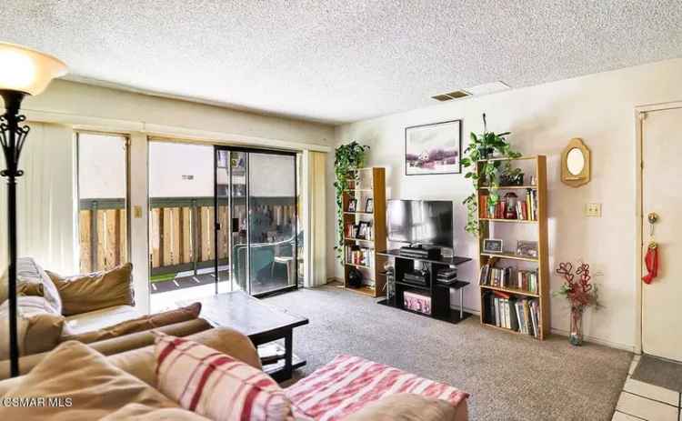 Single-family house For Sale in 8601, International Avenue, Los Angeles, California