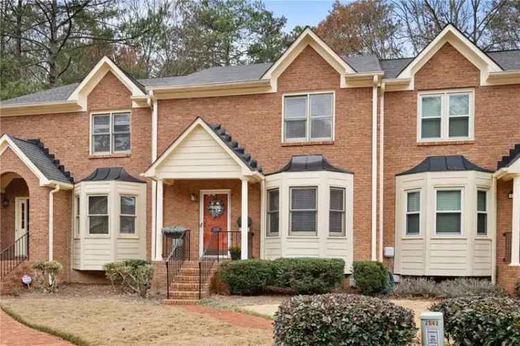 House For Sale in 2540, Holcomb Springs Drive, Alpharetta, Georgia