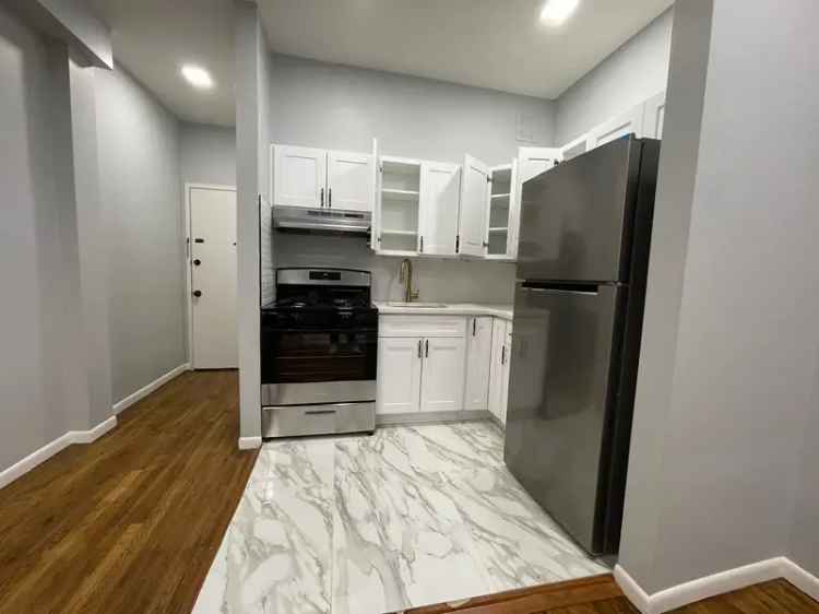 Apartment Unit for Rent Near City Amenities