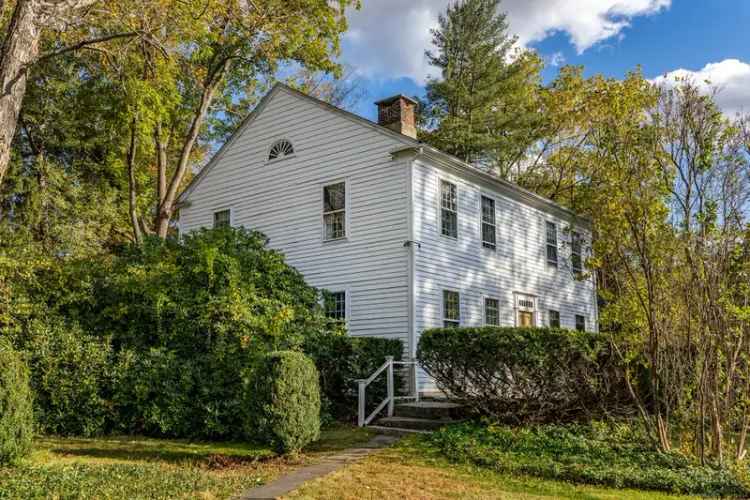 Single-family house For Sale in 7, Diamond Lane, New Milford, Connecticut