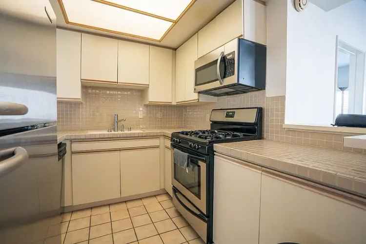 Apartment Unit for Rent with New Flooring and Appliances