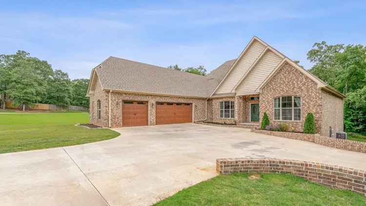 Single-family house For Sale in Jonesboro, Arkansas