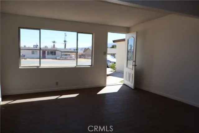 Single-family house For Sale in 6052, Chia Avenue, Twentynine Palms, California