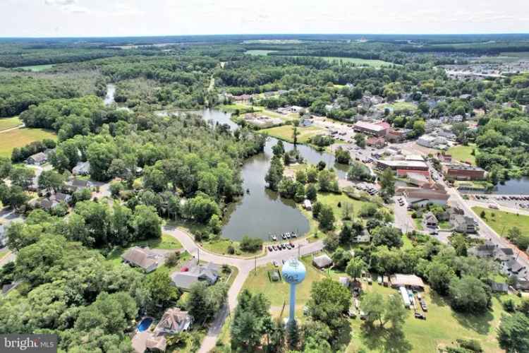 Single-family house For Sale in Milton, Delaware