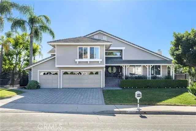 Single-family house For Sale in Orange, California