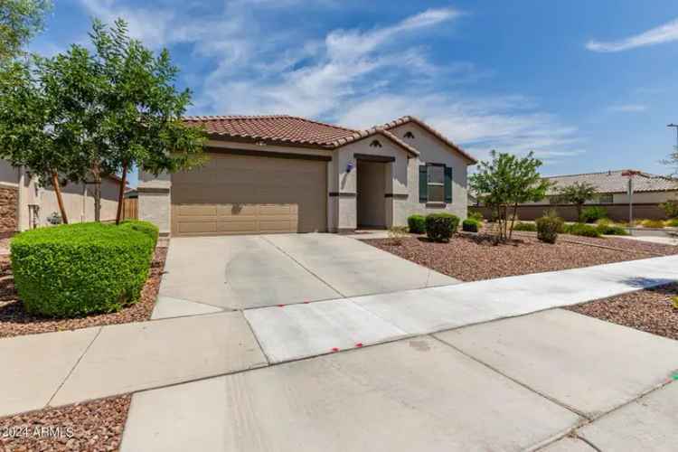 Single-family house For Sale in 17452, West Andrea Drive, Surprise, Arizona