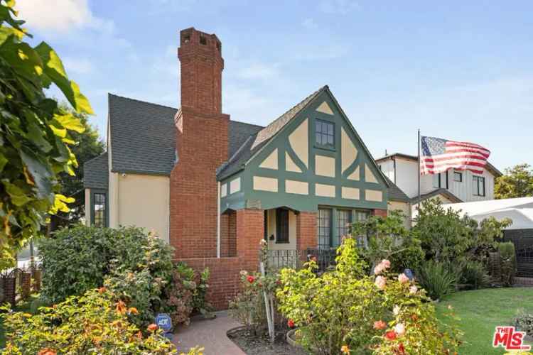 Single-family house For Sale in Los Angeles, California