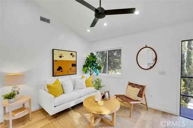 Single-family house For Sale in 2147, Vestal Avenue, Los Angeles, California