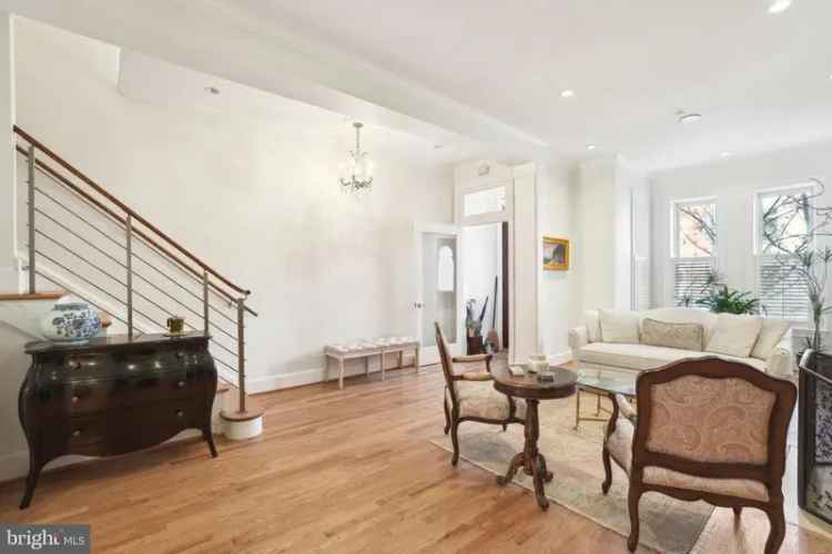 House For Sale in 1518, T Street Northwest, Washington, District of Columbia