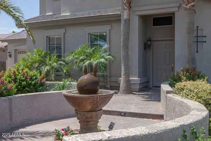 Single-family house For Sale in 3469, East Cabazon Court, Gilbert, Arizona