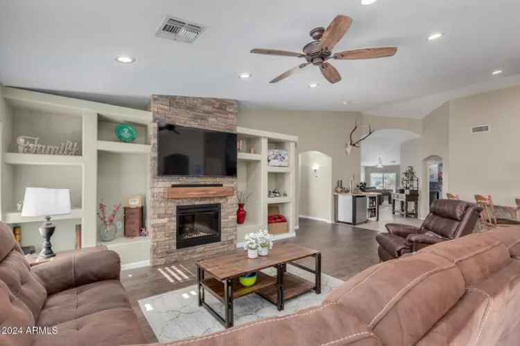 Single-family house For Sale in Mesa, Arizona