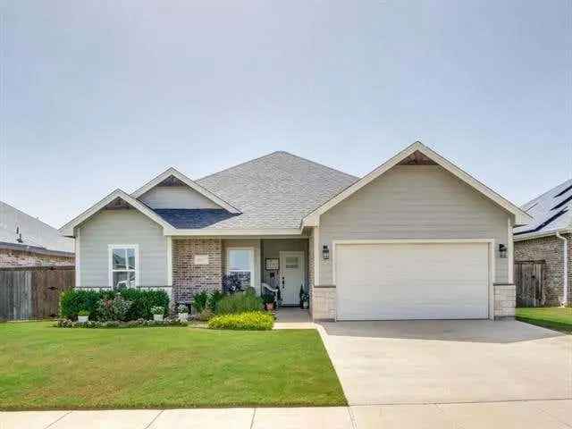 Single-family house For Sale in Abilene, Texas