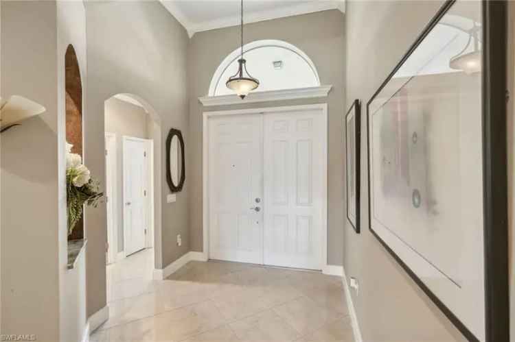 Single-family house For Sale in Bonita Springs, Florida