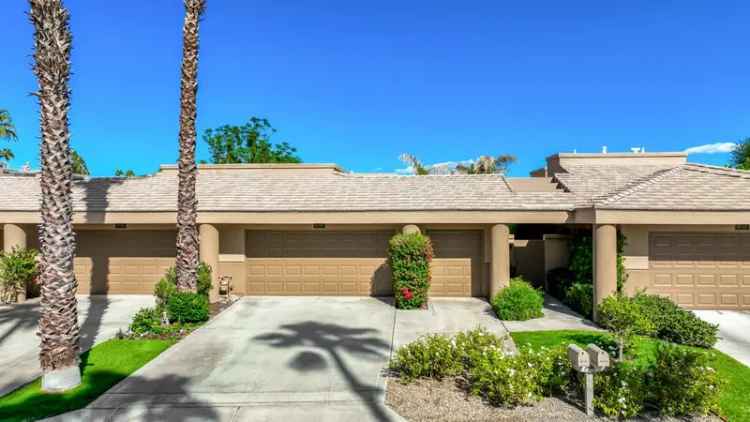 Condo For Sale in La Quinta, California