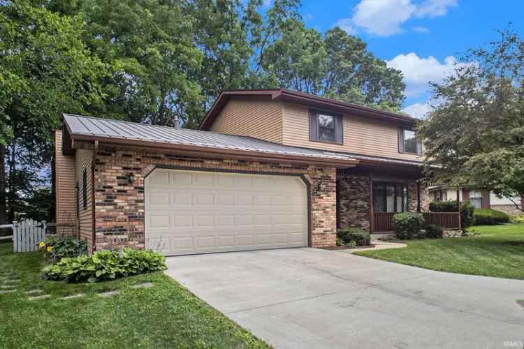 Single-family house For Sale in 1924, Forest Edge Drive, Mishawaka, Indiana