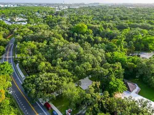 Single-family house For Sale in Fort Lauderdale, Florida