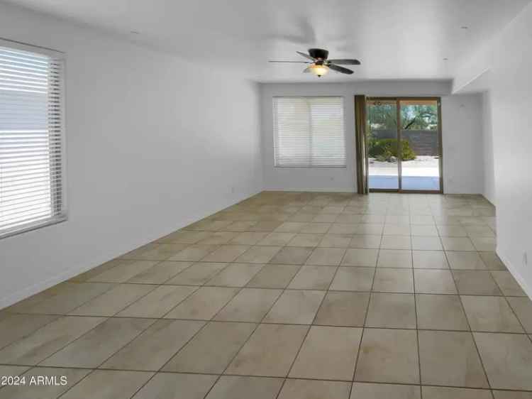 Single-family house For Sale in 142, West Latigo Circle, San Tan Valley, Arizona